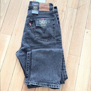 Levi’s 501 Cropped Straight Jeans